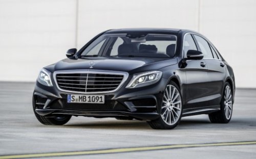 Автомобиль Mercedes Benz