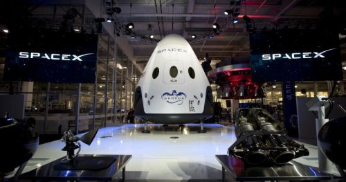 Космический корабль Dragon V2 Космический корабль Dragon V2