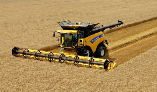 Комбайн New Holland CR10.90 #2 Комбайн New Holland CR10.90 #2