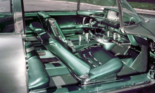 Салон автомобиля Firebird II Салон автомобиля Firebird II