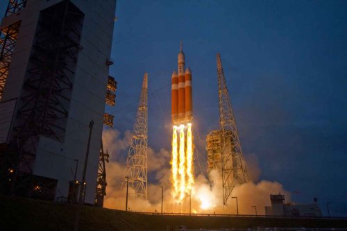 Запуск ракеты Delta IV