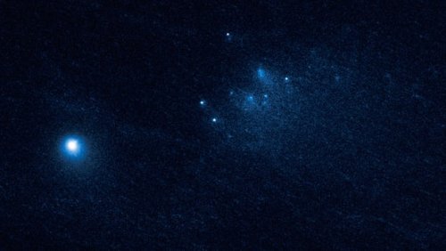 Космический телескоп Hubble засвидетельствовал смертельные конвульсии древней кометы
