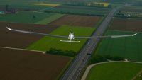 Новый швейцарский "солнечный" самолет SolarStratos поднялся впервые в воздух Новый швейцарский "солнечный" самолет SolarStratos поднялся впервые в воздух