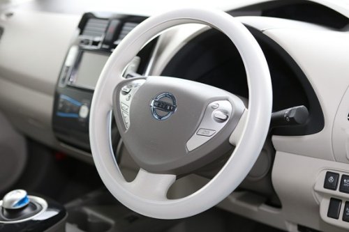 ������ �������� ���������� Nissan Leaf