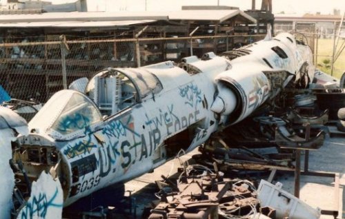 ���������� ������� F-104