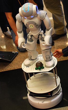 ������ TurtleBot � Nao