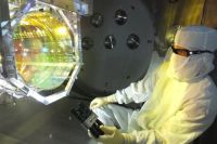 Зеркало обсерватории LIGO Зеркало обсерватории LIGO