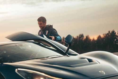 Автомобиль Rimac Nevera #2