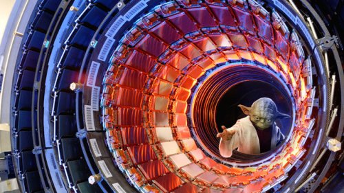������ CERN, ���������� �� ���, ������� ������� ����� ������������ �������.