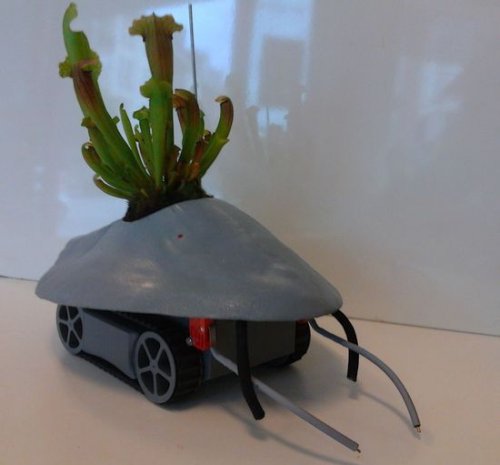 Робот Plant Host Drone