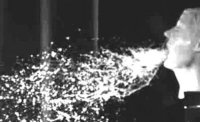 Робот Vomiting Larry Робот Vomiting Larry